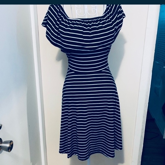 Old Navy Black& White striped Dress - Picture 2 of 4